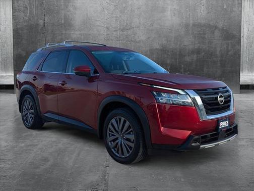 2023 Nissan Pathfinder SL FWD