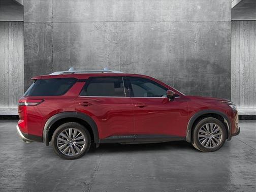 2023 Nissan Pathfinder SL FWD