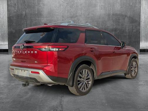2023 Nissan Pathfinder SL FWD
