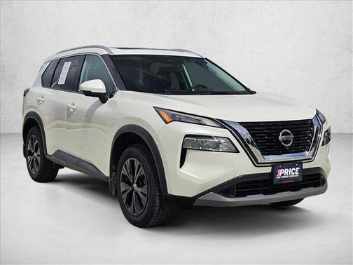 Pearl White Tricoat 2021 Nissan Rogue SV