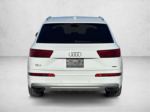 2019 Audi Q7 45 Premium Plus