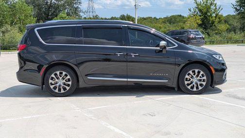 2021 Chrysler Pacifica L