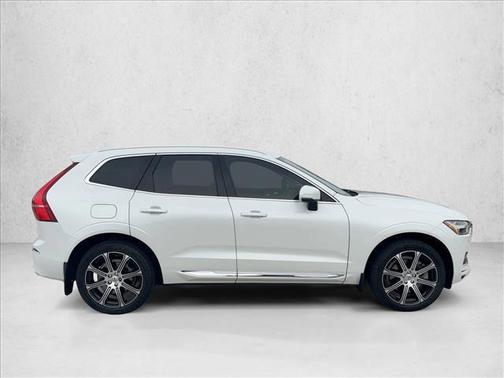 2020 Volvo XC60 Recharge Plug-In Hybrid T8 Inscription