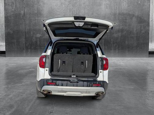 2023 GMC Acadia FWD SLT
