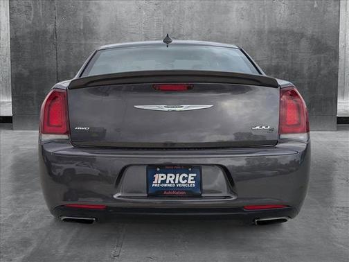 2017 Chrysler 300 S