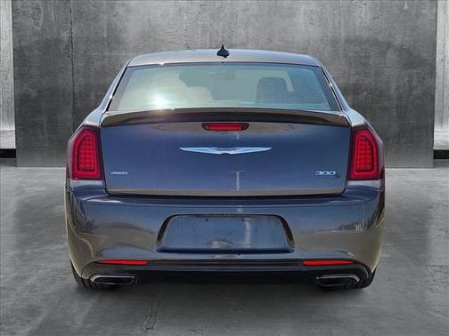 2017 Chrysler 300 S