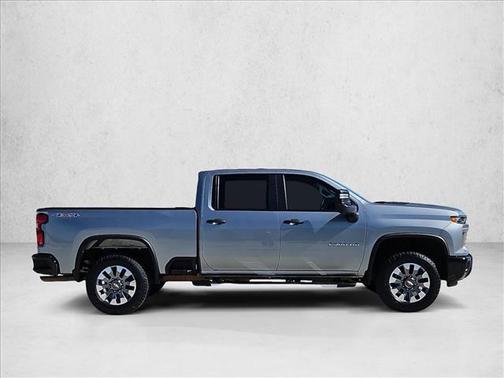 2024 Chevrolet Silverado 2500 Custom