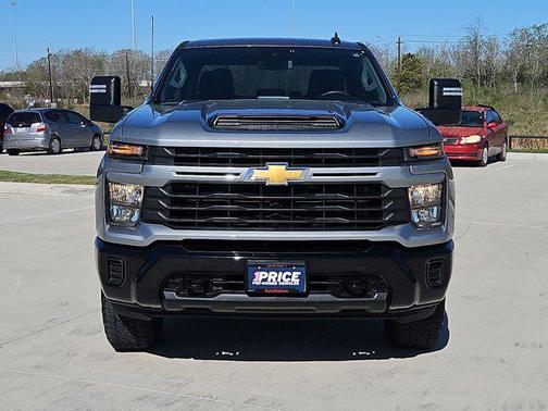 2024 Chevrolet Silverado 2500 Custom