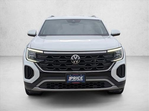 Pure White 2024 Volkswagen Atlas Cross Sport 2.0T SE