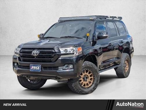 2016 Toyota Land Cruiser Base