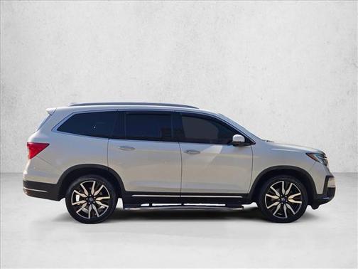 2019 Honda Pilot Touring 8-Passenger