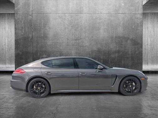 2014 Porsche Panamera 4S Executive