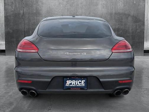 2014 Porsche Panamera 4S Executive