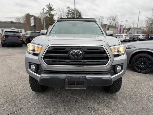 2018 Toyota Tacoma SR5
