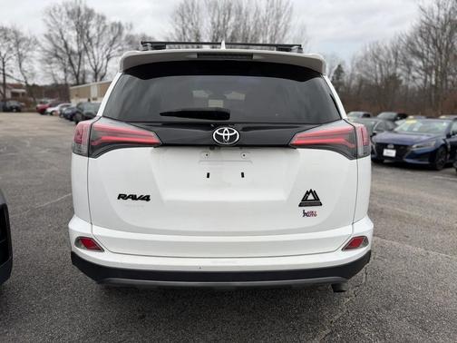 2018 Toyota RAV4 Adventure