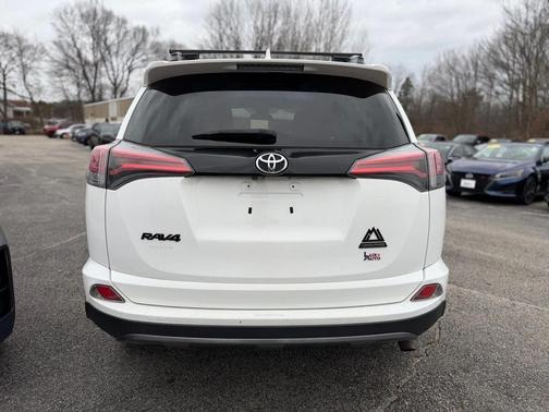 2018 Toyota RAV4 Adventure