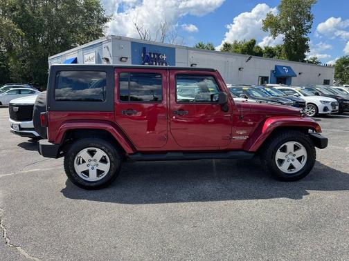 2012 Jeep Wrangler Unlimited Sahara