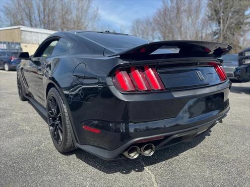 2019 Ford Shelby GT350 Base