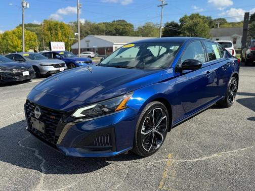 2024 Nissan Altima 2.5 SR