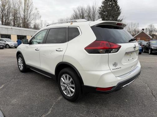 2019 Nissan Rogue SV