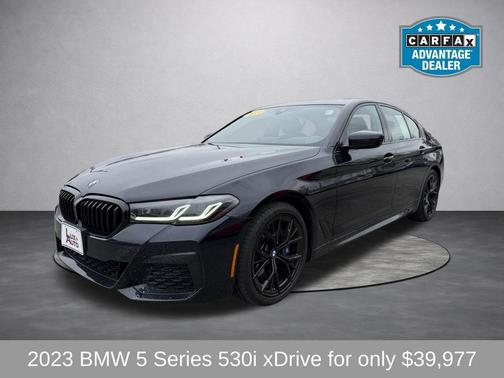Carbon Black Metallic 2023 BMW 530 i xDrive