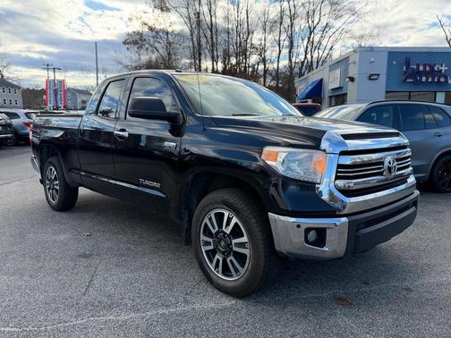 2017 Toyota Tundra SR5