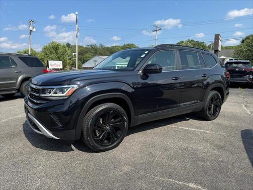 2022 Volkswagen Atlas 3.6L SE w/Technology