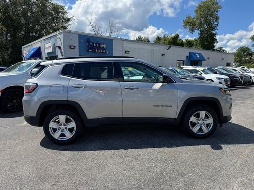 2022 Jeep Compass Latitude