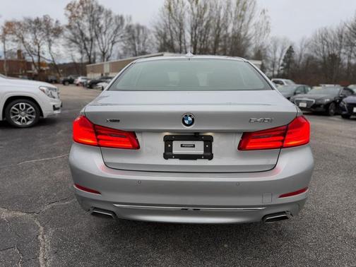 2019 BMW 540 i xDrive