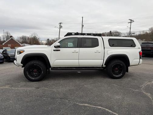 2017 Toyota Tacoma Base