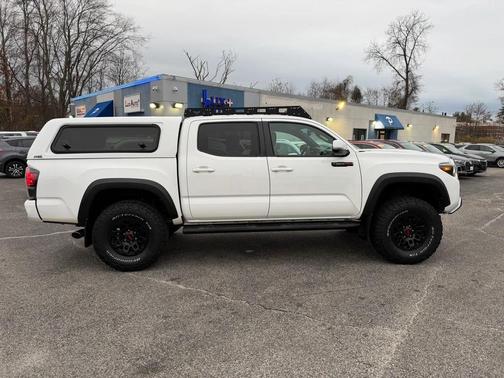 2017 Toyota Tacoma Base