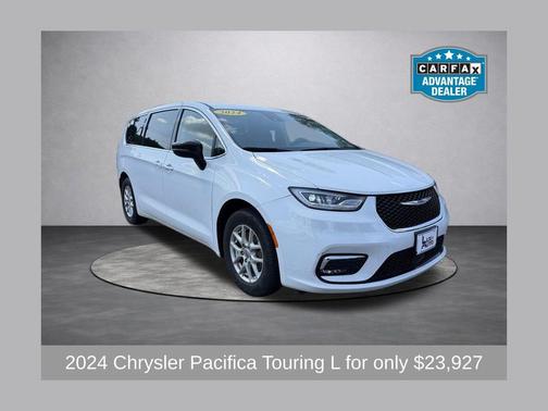 Bright White Clearcoat 2024 Chrysler Pacifica Touring L