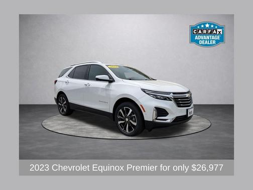 Iridescent Pearl Tricoat 2023 Chevrolet Equinox Premier w/1LZ