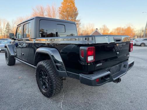 2022 Jeep Gladiator Willys