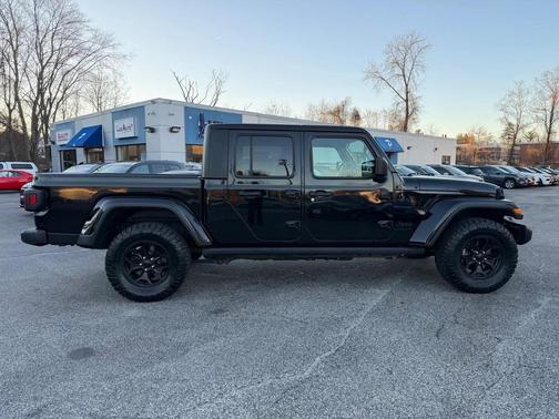 2022 Jeep Gladiator Willys