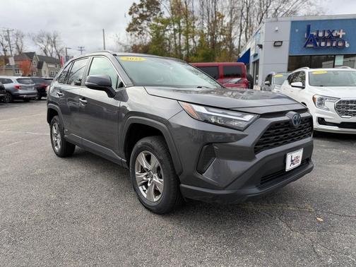 2022 Toyota RAV4 Hybrid XLE