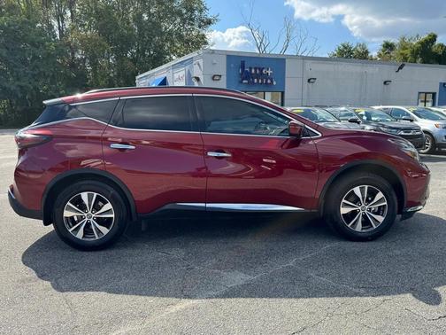 2022 Nissan Murano SV