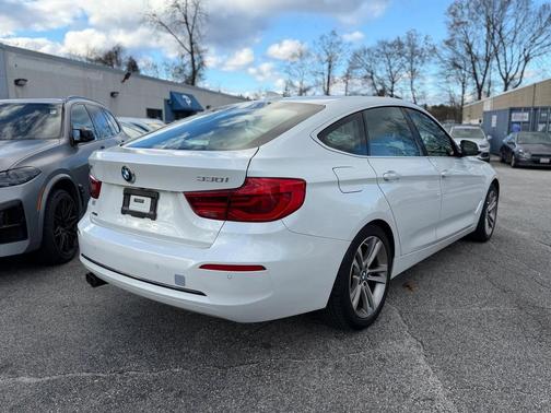 2018 BMW 330 Gran Turismo i xDrive