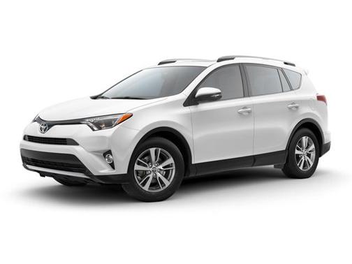 Super White 2016 Toyota RAV4 XLE