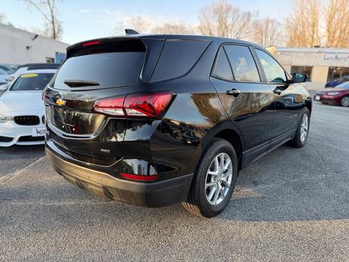 2024 Chevrolet Equinox LS