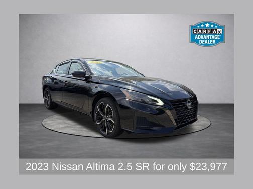 Super Black Clearcoat 2023 Nissan Altima 2.5 SR