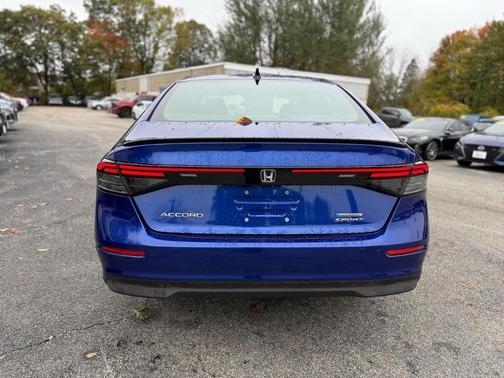 2024 Honda Accord Hybrid Base