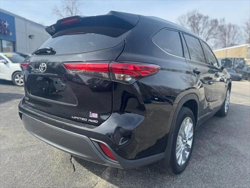 2022 Toyota Highlander Limited