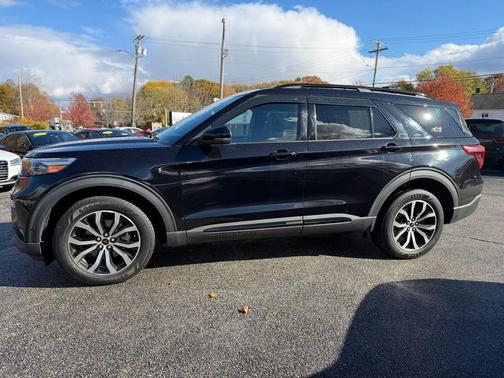 2020 Ford Explorer ST