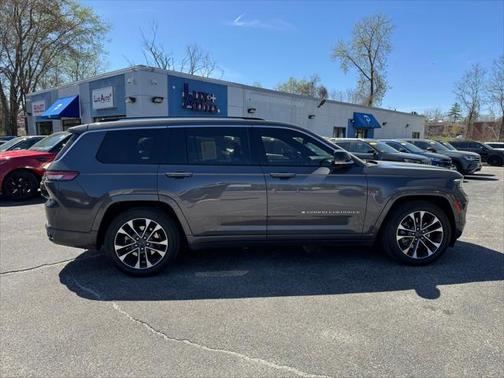 2022 Jeep Grand Cherokee L Overland