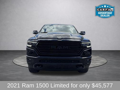Diamond Black Crystal Pearlcoat 2021 RAM 1500 Limited