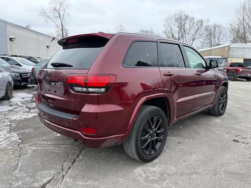 2020 Jeep Grand Cherokee Altitude