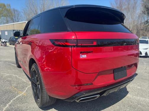 2024 Land Rover Range Rover Sport SE