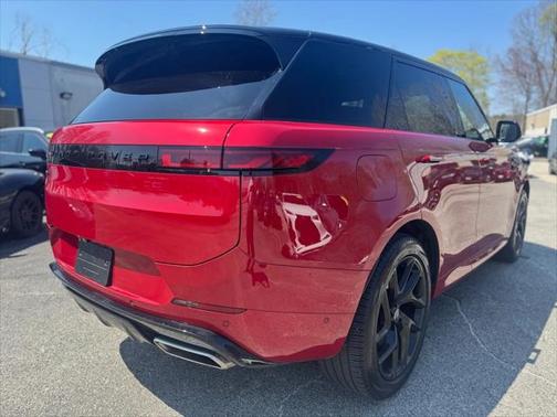 2024 Land Rover Range Rover Sport SE