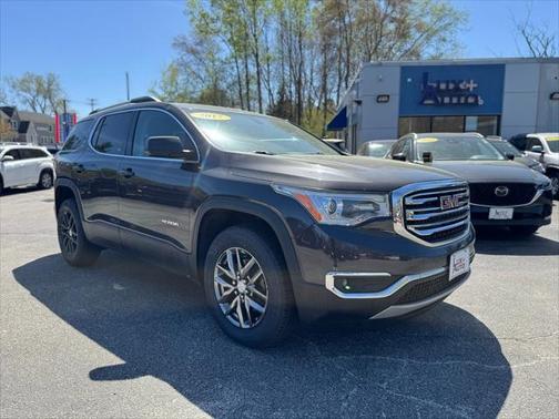 2017 GMC Acadia SLT-1